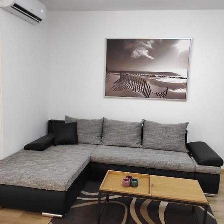 Apartman Branimir Novalja Kültér fotó