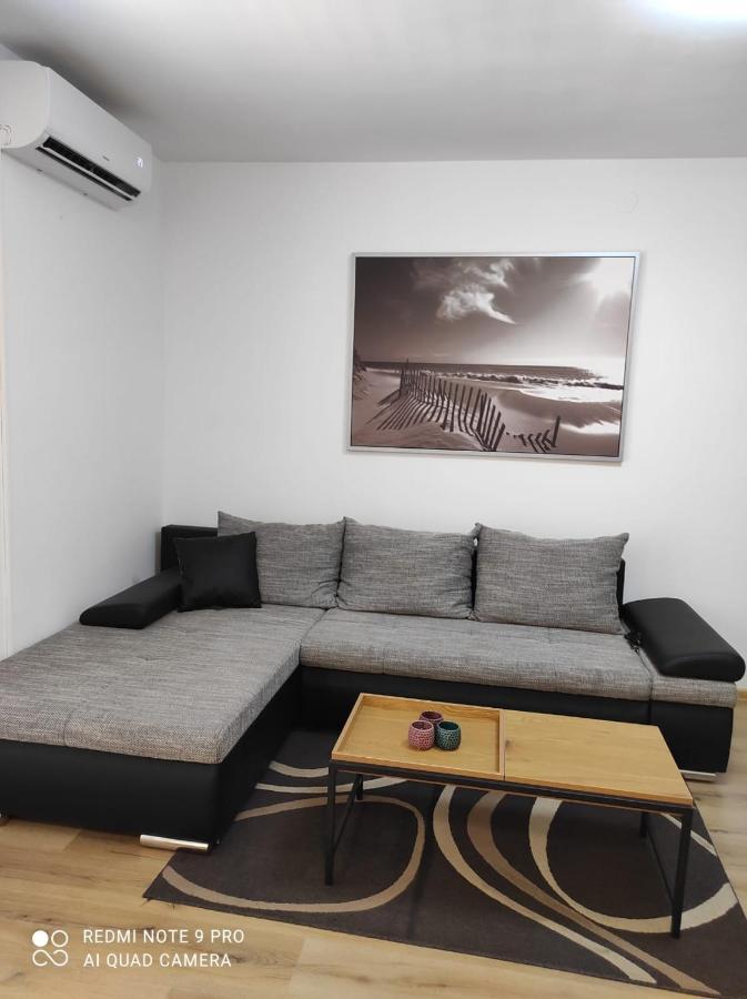 Apartman Branimir Novalja Kültér fotó