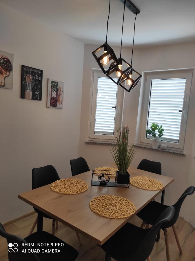 Apartman Branimir Novalja Kültér fotó